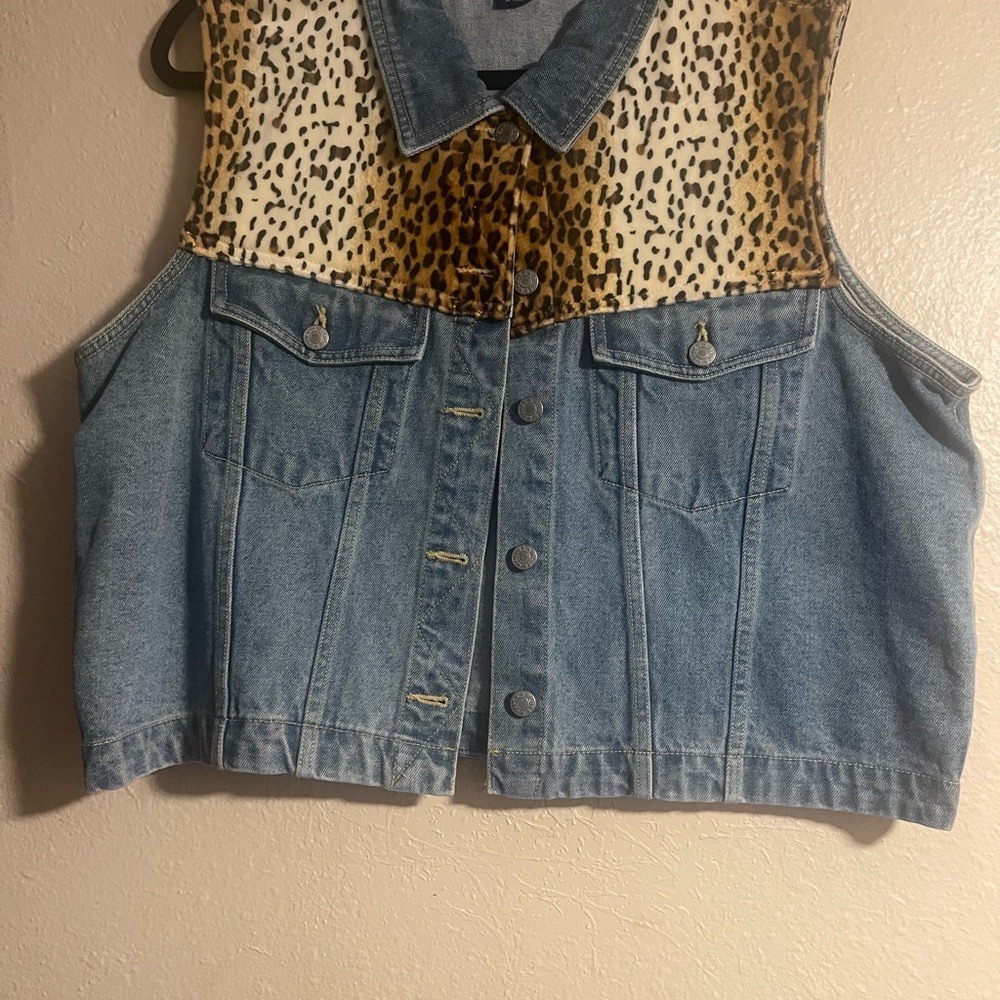 Denim Vest with Leopard Yoke